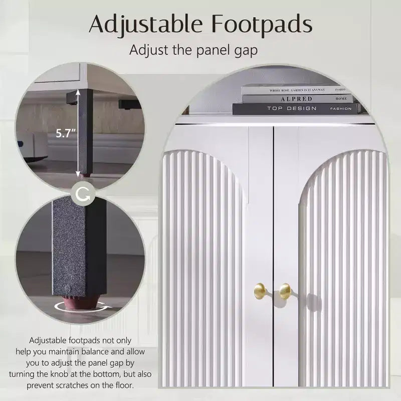 Mobiletto da Bagno con Ante, Armadietto Autoportante a Colonna con Ante Scanalate e Ripiani Regolabili, Mobile Contenitore Moderno