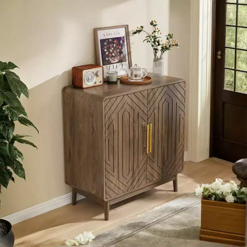 JVNOXK Madia intagliata a due ante con ripiano regolabile, credenza decorativa adatta per soggiorni e ingressi, finitura noce