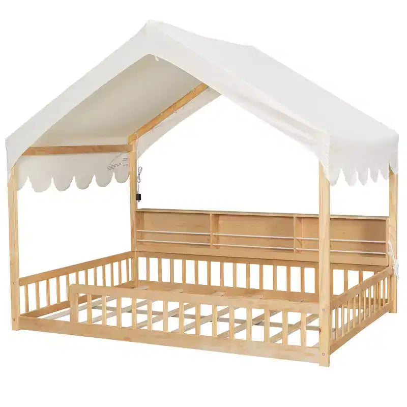 Letto a terra full-size con luce a LED, letto a terra in legno a forma di casa con librerie portaoggetti, recinzione e tenda per bambini e bambine