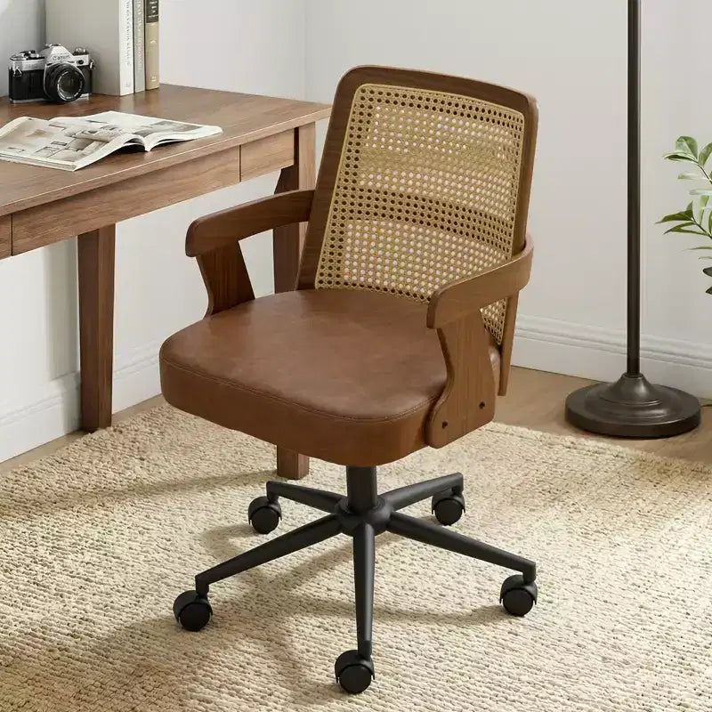 Sedia da ufficio Bekrvio in stile metà secolo, sedia a braccioli in legno curvato di noce con schienale in canna, sedia da scrivania girevole regolabile