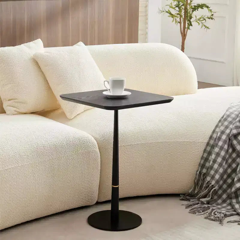 Tavolino quadrato VIYET 24 - MDF nero, Gambe in metallo, Dettagli dorati, Scrivania multifunzione per Soggiorno/Salotto