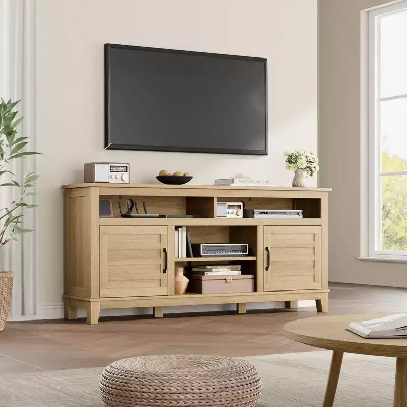 Mobile TV GustoWave da 160 cm, consolle multimediale rustica in stile coloniale con ripiani regolabili in altezza e ante a battente