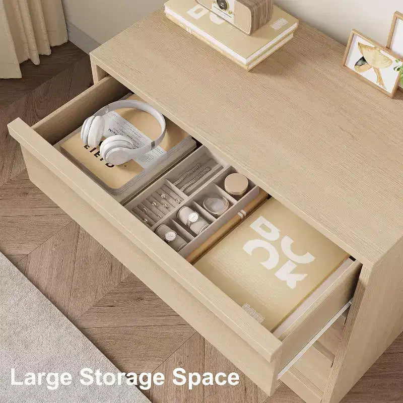 Cassettiera a 4 cassetti per camera da letto, comodino alto 99 cm con 4 cassetti e ampio spazio di archiviazione, piccolo comodino moderno per soggiorno, cameretta e ingresso