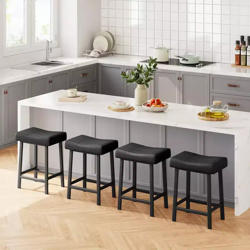 Sgabelli da bar con sedile a sella, neri/marroni/bianchi, set da 4, altezza bancone 61 cm