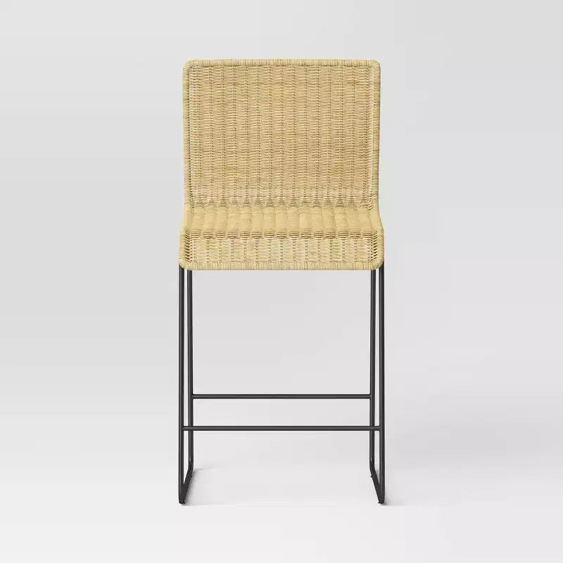 Sgabello da bar Chapin in rattan moderno ad altezza bancone con gambe in metallo Beige - Threshold™: Seduta quadrata, Base a slitta