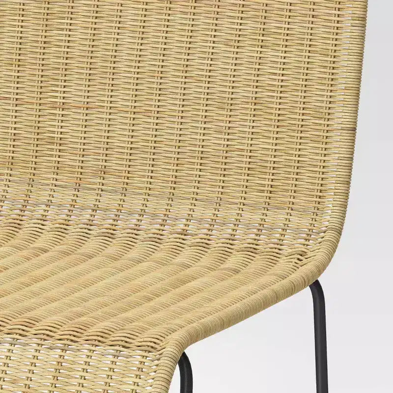 Sgabello da bar Chapin in rattan moderno ad altezza bancone con gambe in metallo Beige - Threshold™: Seduta quadrata, Base a slitta