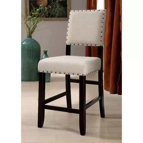 Sgabello da bar Eliza impunturato in 2 pezzi, altezza bancone, nero/beige: rivestito, borchie, gambe in legno - HOMES: Inside + Out