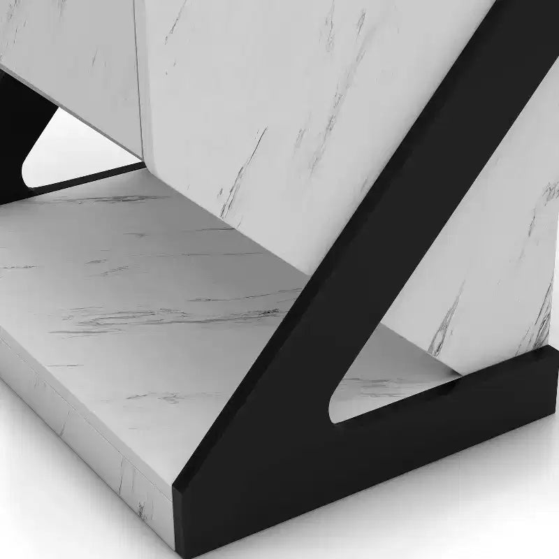 Comodino Galahad moderno in similmarmo bianco con cassetto - miBasics: Struttura in MDF, Ripiano a giorno, Finitura liscia, Capacità 22,6 kg