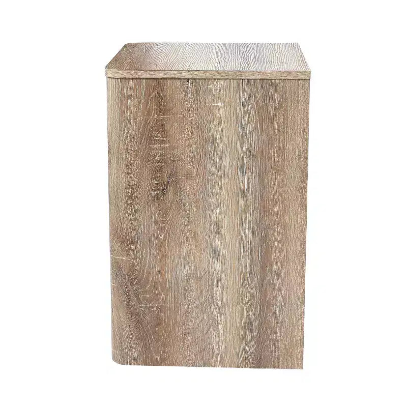 Comodino Storied Home Radius, scomparto portaoggetti quadrato, Quercia Costiera: Stile moderno da fattoria, resistente ai graffi, fessura per la ricarica dei dispositivi