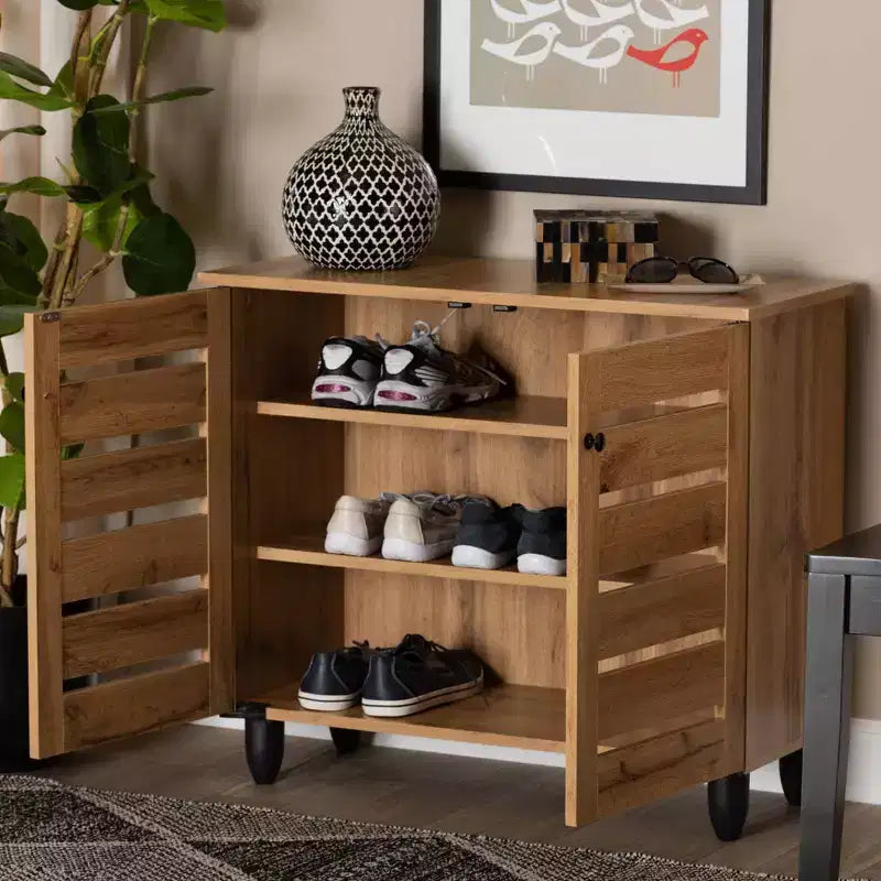 Gisela Wood Armadietto 2 Ante Rovere Marrone/Nero - Baxton Studio: Stile ed Eleganza, 3 Ripiani Fissi
