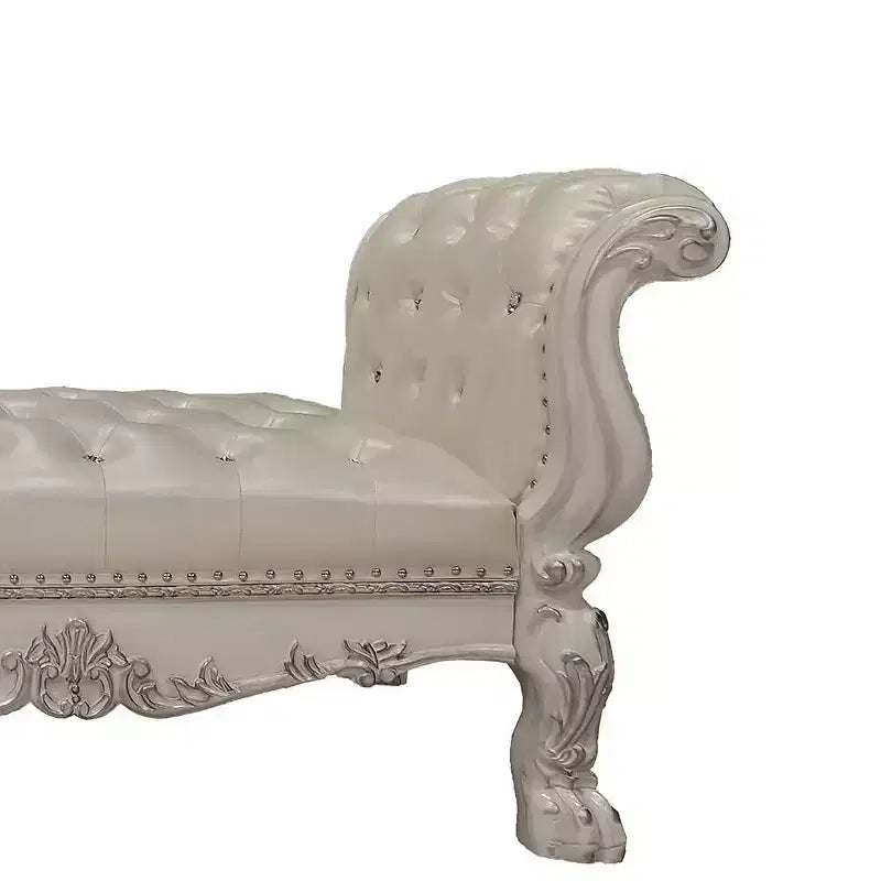 Divanetto e panchina 78.5" Dresden di Acme Furniture, in ecopelle e finitura bianco osso: Imbottiti, gambe in metallo, nessun montaggio richiesto