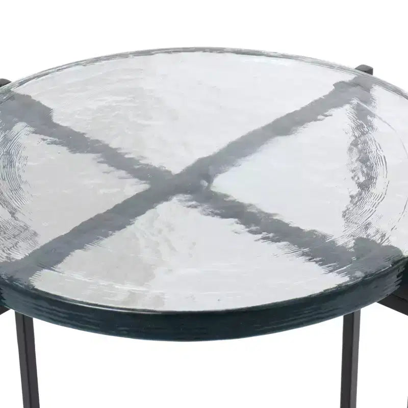 Tavolino accentato a forma di X in metallo Olivia & May con piano in vetro testurizzato nero: design contemporaneo, nessun assemblaggio richiesto
