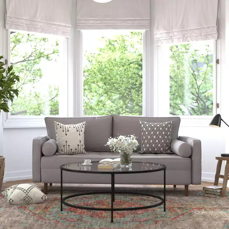 Divano moderno di metà secolo Flash Furniture Hudson con rivestimento trapuntato e gambe in legno massello
