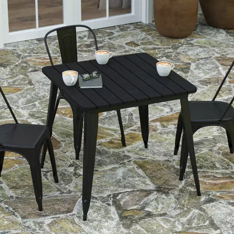 Tavolo da pranzo Merrick Lane per interni/esterni, quadrato da 80 cm con piano in poliresina resistente alle intemperie e base in acciaio
