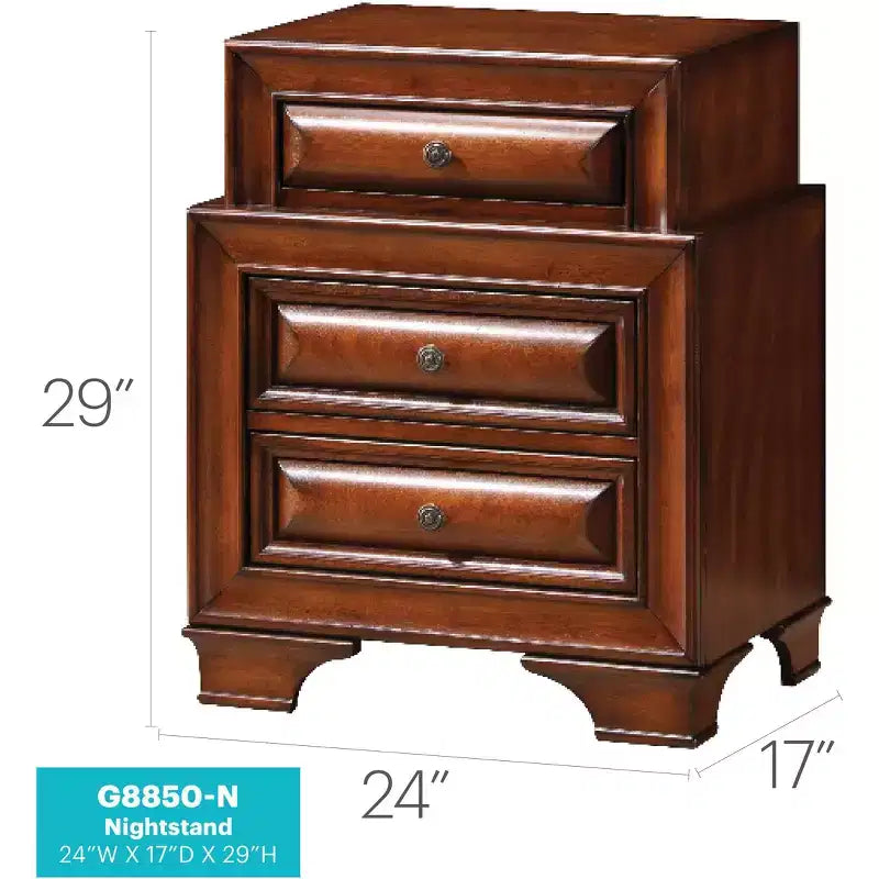 Comodino a 3 cassetti LaVita di Passion Furniture in rovere (73,66 cm A x 60,96 cm L x 43,18 cm P)