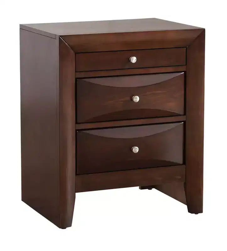Comodino Marilla a 3 cassetti di Passion Furniture (71 cm A x 58 cm L x 43 cm P)