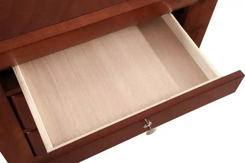 Comodino Marilla a 3 cassetti di Passion Furniture (71 cm A x 58 cm L x 43 cm P)