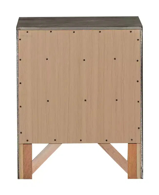 Comodino Marilla a 3 cassetti di Passion Furniture (71 cm A x 58 cm L x 43 cm P)