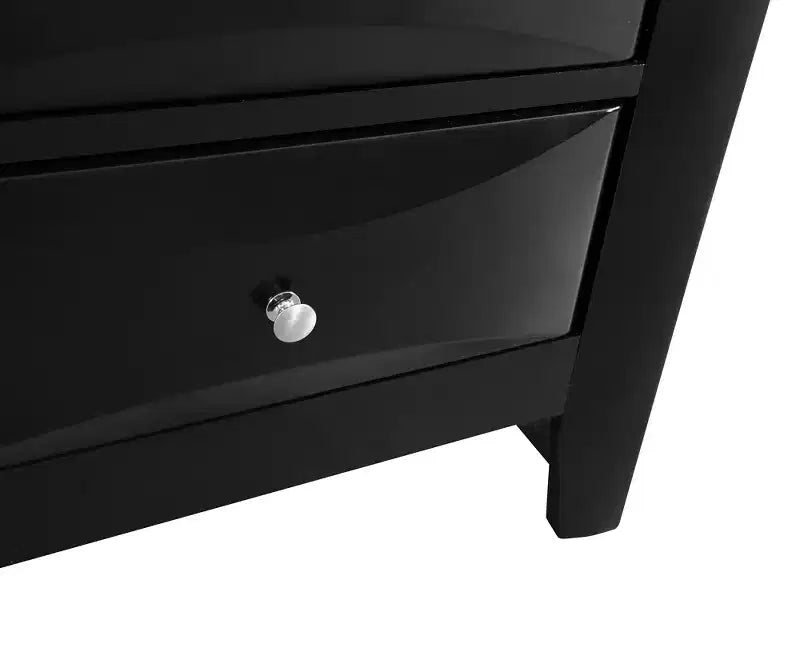 Comodino Marilla a 3 cassetti di Passion Furniture (71 cm A x 58 cm L x 43 cm P)