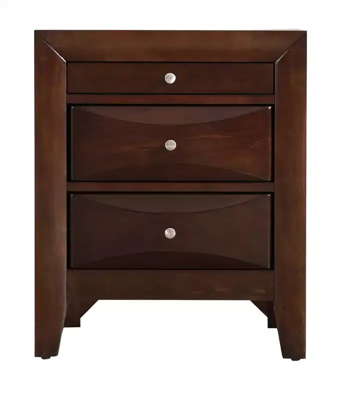 Comodino Marilla a 3 cassetti di Passion Furniture (71 cm A x 58 cm L x 43 cm P)