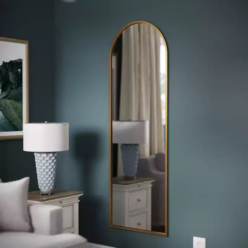 Flash Furniture Mila Specchio da Parete con Cornice ad Arco in Metallo per Corridoi, Ingressi, Sale da Pranzo e Soggiorni