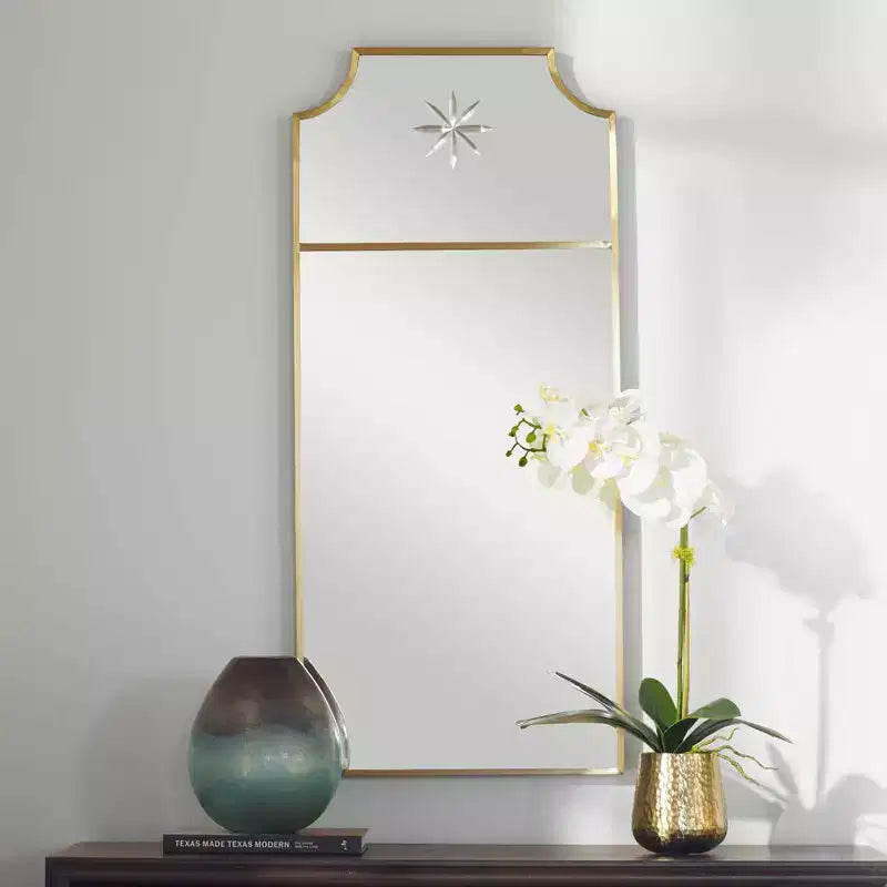 Specchio Decorativo da Parete Rettangolare Uttermost con Angoli Curvi e Cornice in Ottone Spazzolato Satinato, Larghezza 18, per Bagno, Camera da Letto, Soggiorno