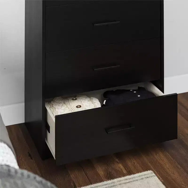 Cassettiera a 4 cassetti Pearce della collezione BrEZ Build di Ameriwood Home