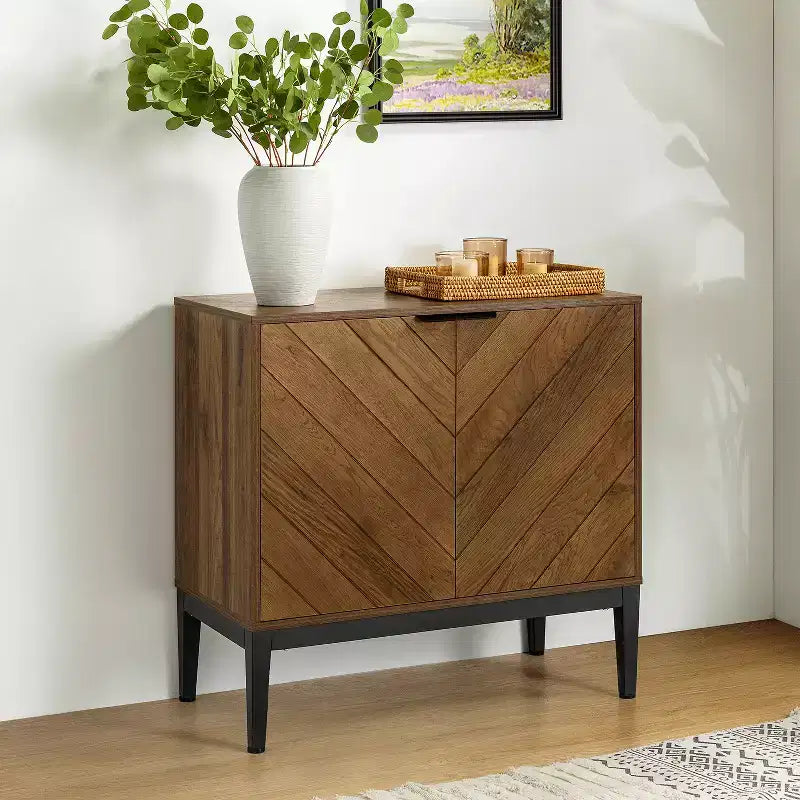 Jakob Mobile Contenitore Moderno 32" di Altezza con Elemento a Spina di Pesce e 2 Ante|Karat Home