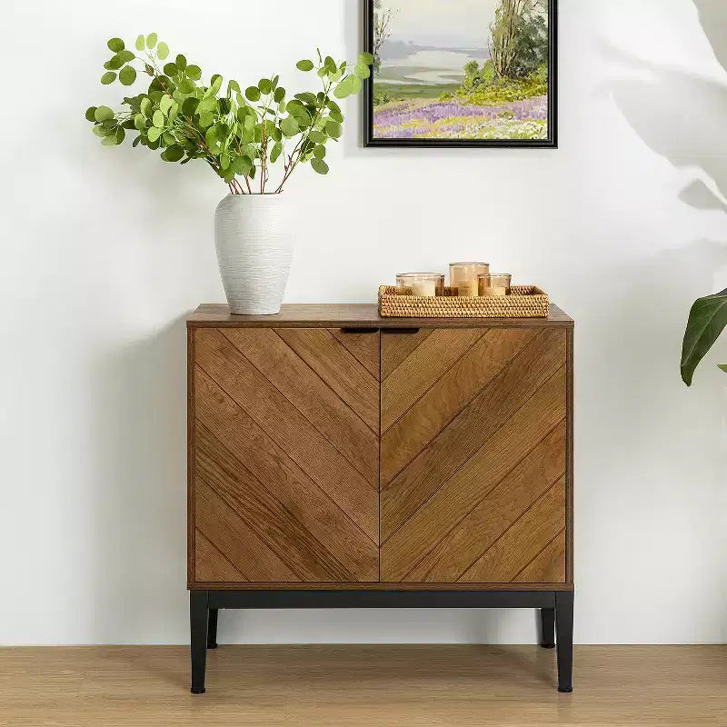 Jakob Mobile Contenitore Moderno 32" di Altezza con Elemento a Spina di Pesce e 2 Ante|Karat Home
