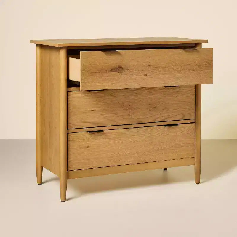 Comò in legno moderno a 3 cassetti - Hearth & Hand with Magnolia