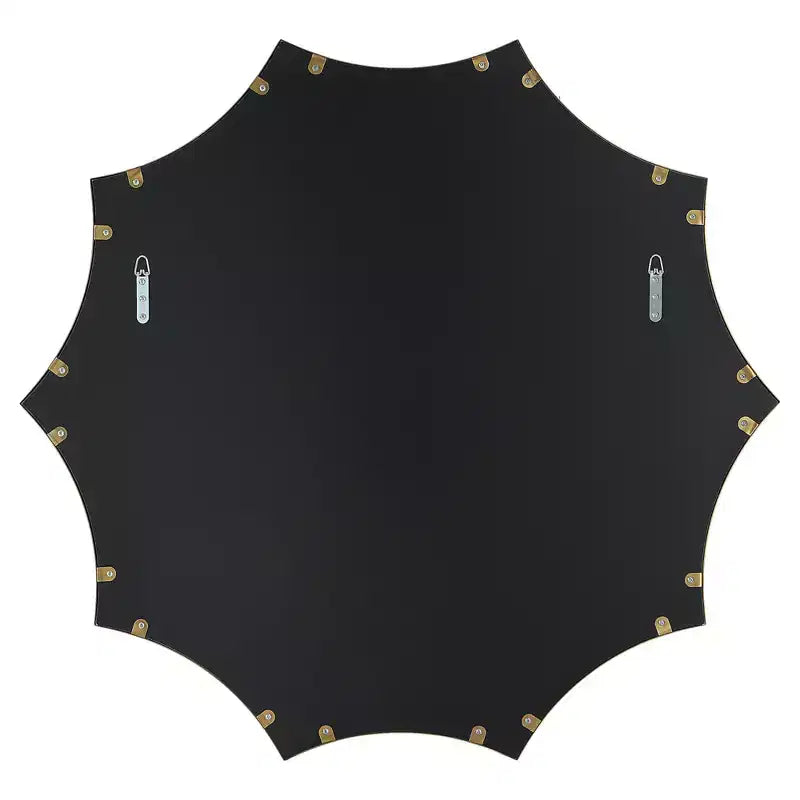 Specchio da parete smerlato Uttermost Flare placcato in ottone spazzolato 40 x 42