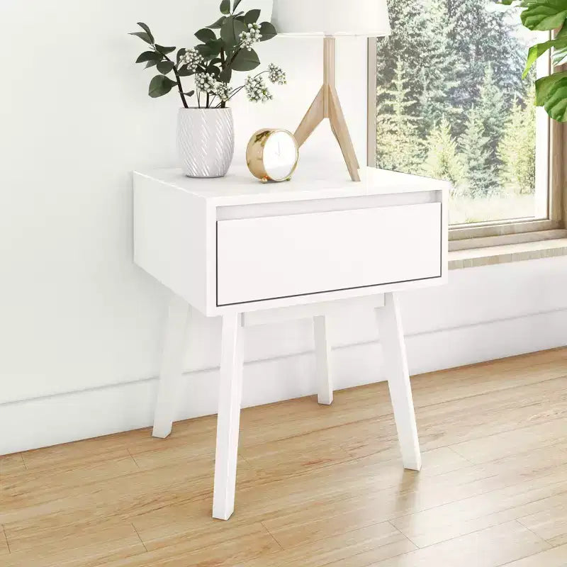Max & Lily Scandinavian Nightstand, Wood Bedside Side Tables with Storage Drawer for Bedroom